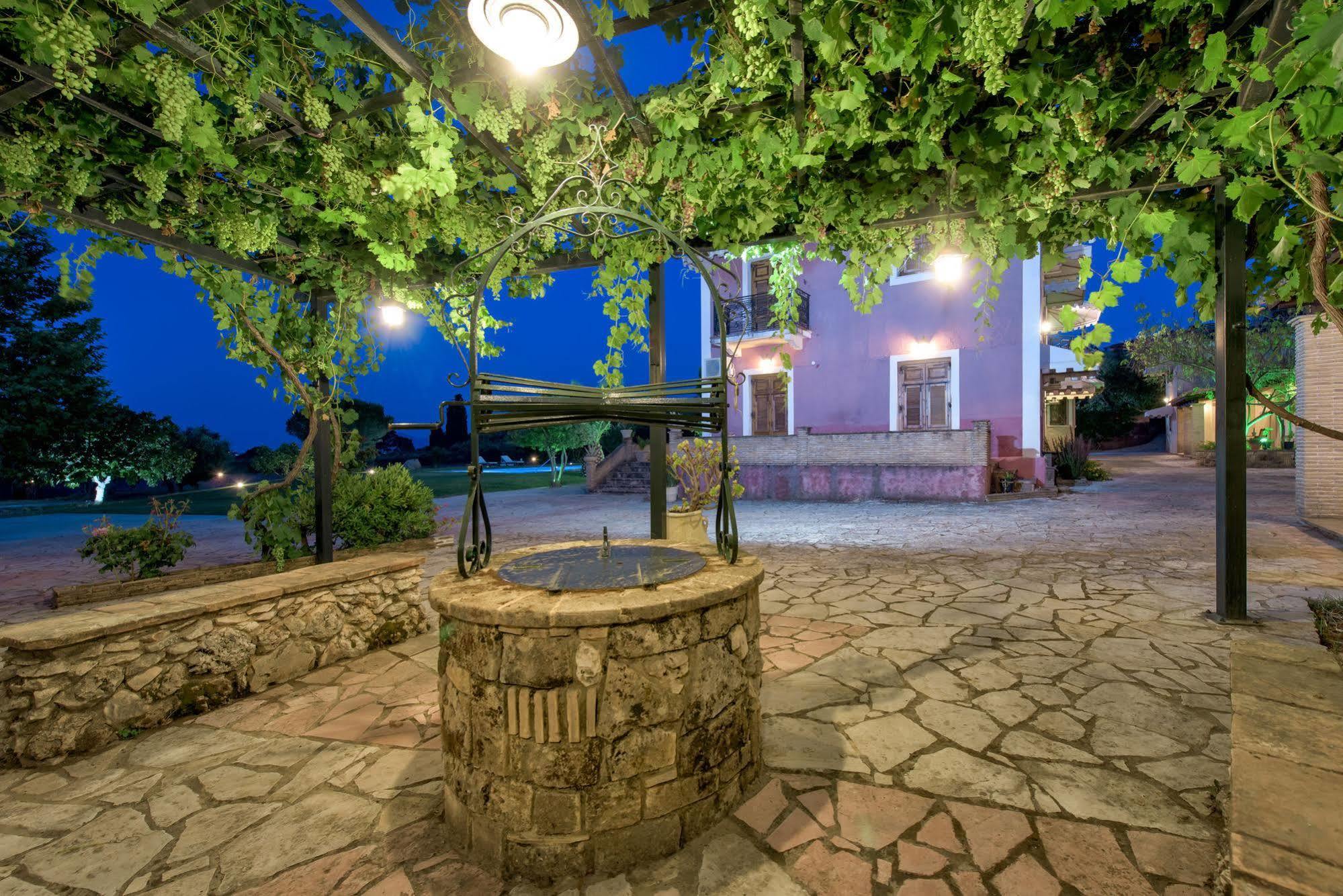 Vila Sarakino House Of Literature Agios Dimitrios  Exteriér fotografie